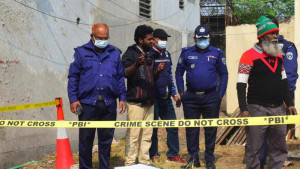 এমপি ফারুক চৌধুরীর চেম্বারের ম্যানহোলে মরদেহ 