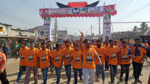 প্রধানমন্ত্রীর বক্তব্য শুনতে বাগেরহাটের লক্ষাধিক নেতাকর্মী খুলনায় 