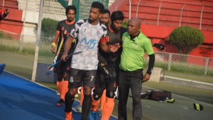 বিদেশি আম্পায়ারেও নেই আস্থা!