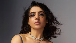 বিচ্ছেদের পর ছিঁড়ে ফেললেন বিয়ের গাউন, কেনো এই কাণ্ড করলেন সামান্থা