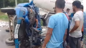 ট্রাক-পিকআপ সংঘর্ষে চালক হেলপার নিহত 