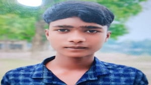 নাচোলে শিক্ষার্থীর চোখ উপড়ানো লাশ উদ্ধার