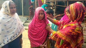 ‘আমার গরুও গেল, ব্যাটাও পুড়ল’