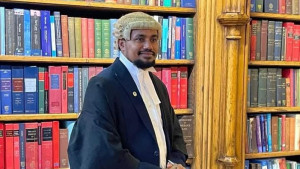ব্যারিস্টার হলেন সাংবাদিক মাহাবুবুর রহমান