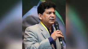 বিজয়ের প্রত্যাশা অনেক ক্ষেত্রে পদদলিত: হোসেন জিল্লুর রহমান