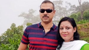 ওসি প্রদীপের সাজাপ্রাপ্ত স্ত্রী চুমকির জামিন হাইকোর্টে 