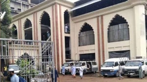 তাবলিগের দু’পক্ষকে জমায়েতে বিরত থাকার নির্দেশ প্রত্যাহার