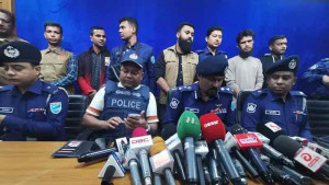১৮ লাখ টাকা ব্যাগে নিয়েছিল তিন ডাকাত: পুলিশ