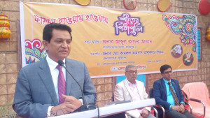ফরিদপুরে বসন্ত বরণে পিঠাপুলির উৎসব