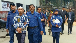 অ্যাসিড ছুড়ে পোশাক কর্মীকে হত্যার দায়ে সাবেক স্বামীর মৃত্যুদণ্ড