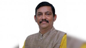 ফরিদপুর-২ আসনে জিতলেন নৌকার লাবু চৌধুরী