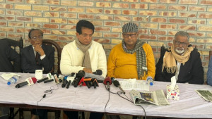 প্রশাসন একপেশে আচরণ করছে: এ. কে. আজাদ