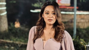 দীঘির অপেক্ষা বাড়ল