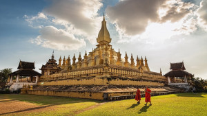 দেউলিয়া হওয়ার ঝুঁকিতে লাওস