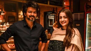 শুধুই প্রেম নয়, এক ছাদের নিচেও থাকছেন বিজয়-তৃষা!
