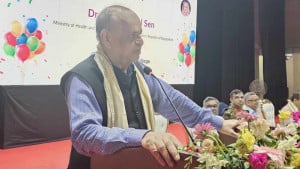 স্বাস্থ্যসেবা আরও উন্নত পর্যায়ে নিয়ে যেতে চাই: মন্ত্রী