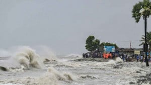 ২০ জেলায় প্রায় ৭ হাজার কোটি টাকার ক্ষয়ক্ষতি: দুর্যোগ প্রতিমন্ত্রী