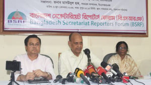 হাসপাতালে ডাক্তারদের অবহেলা সহ্য করব না, হুঁশিয়ারি স্বাস্থ্যমন্ত্রীর