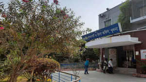 পাসপোর্ট অফিসে দুদকের অভিযান, দালালের দণ্ড