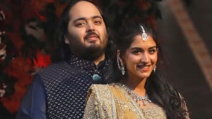 অনন্ত আম্বানির বিয়েতে তারকাদের ভিড়, দেখুন এলেন কারা