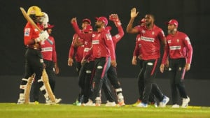 রাসেলের শেষের ঝড়ে কুমিল্লার লড়াকু পুঁজি