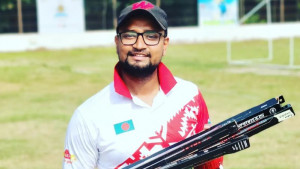 ৩ হাজার টাকার বেতন ছেড়ে ব্যবসায় রোমান সানা