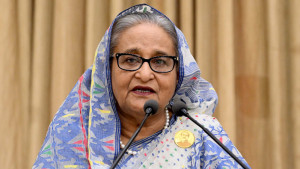 ষড়যন্ত্র মোকাবিলা করে আওয়ামী লীগ দেশকে এগিয়ে নিয়ে যাবে: শেখ হাসিনা