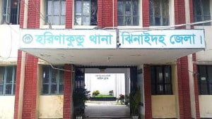 আধিপত্য বিস্তারের জেরে দু’পক্ষের সংঘর্ষ, আহত ১৫