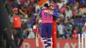 প্লে অফে থেমে গেল কোহলির বেঙ্গালুরু, কোয়ালিফায়ারে রাজস্থান