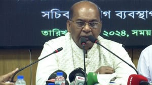 ঘূর্ণিঝড়ের ক্ষতি এড়াতে রাতেই ১০ নম্বর মহাবিপদ সংকেত: দুর্যোগ প্রতিমন্ত্রী