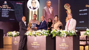 ‘রাষ্ট্রপতির শিল্প উন্নয়ন পুরস্কার ২০২১’ পেল ‘স্নোটেক্স’