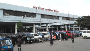 চট্টগ্রাম শাহ আমানত ও কক্সবাজার বিমানবন্দর বন্ধ 