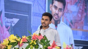 নিষিদ্ধ সংগঠনের কর্মসূচির বিরুদ্ধে কঠোর হুঁশিয়ারি উপদেষ্টা আসিফের