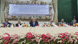 নির্বাহী বিভাগ থেকে বিচার বিভাগ আলাদা করতে হবে: প্রধান বিচারপতি
