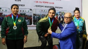 নিজের রেকর্ড ভাঙলেন মাবিয়া