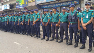 জাতীয় পার্টির কার্যালয় ঘিরে সতর্ক অবস্থানে পুলিশ