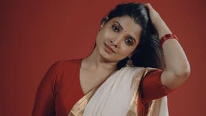 ফাঁস হওয়া ভিডিও নিয়ে হৈচৈ