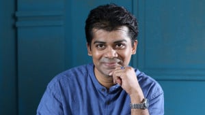 ‘কিছু শিল্পী এখনও লাল প্রোফাইল ধারীদের রাষ্ট্রদ্রোহী বলে যাচ্ছে’