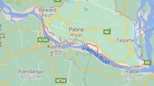 স্বাস্থ্য কমপ্লেক্সের ফটকে ২৩টি অবৈধ স্থাপনা