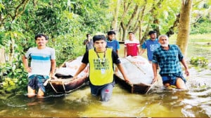 সুবিধাবঞ্চিত মানুষের পাশে