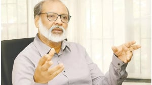 সরকারের উদ্যোগ নেই, শুধু রুটিন কাজ করছে