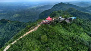 চন্দ্রনাথ পাহাড় ঘিরে উস্কানিমূলক কার্যক্রমের চিহ্ন দেখামাত্র ব্যবস্থা নিতে নির্দেশ