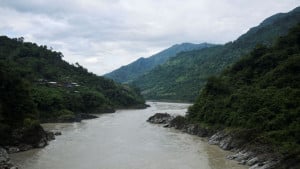 ব্রহ্মপুত্রে চীন-ভারতের পাল্টাপাল্টি বাঁধে পানিযুদ্ধের শঙ্কা