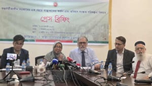 সেপ্টেম্বরে ৩ হাজার চিকিৎসক নিয়োগ দেবে সরকার: স্বাস্থ্য উপদেষ্টা