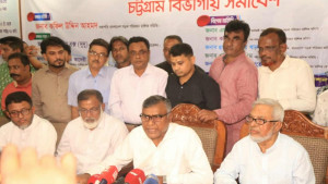 ৮ দফা দাবিতে ১২ আগস্ট থেকে ৭২ ঘণ্টার পরিবহন ধর্মঘটের ডাক