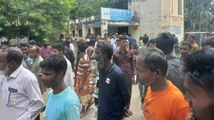 প্রিপেইড মিটার বন্ধের দাবিতে নেসকো অফিস ঘেরাও