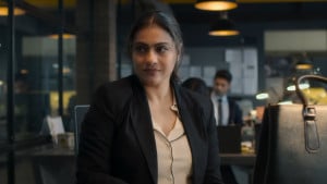ভেঙে পড়া সংসার বাঁচানোর লড়াইয়ে কাজল