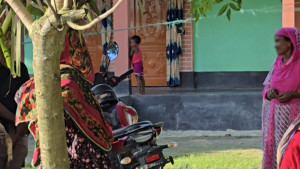 জাতীয় দলের নারী ফুটবলার সাগরিকার বাড়িতে চুরির অভিযোগ