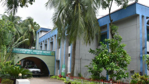 খুলনায় শেখ হাসিনাসহ আ'লীগের ৬ নেতার বিরুদ্ধে রাষ্ট্রদ্রোহ মামলা