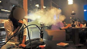 রাতভর সিসা বারে আড্ডা, বের হওয়ার সময় খুন